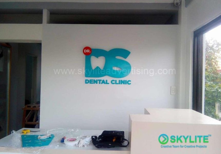 dr dentist panaflex xtand banner frosted sticker indoor logo signage 01 1024x714 1